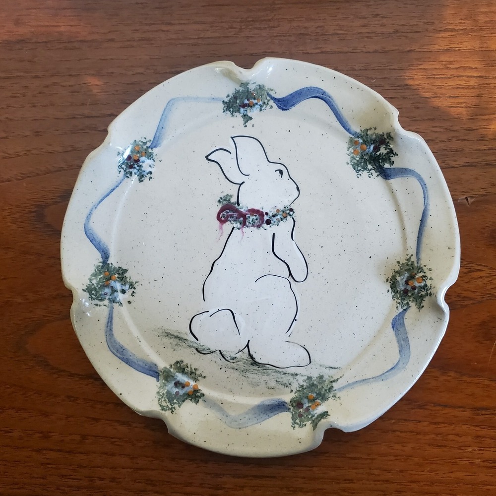 Art Pottery White Bunny Decorative Plate‎ with Fluted Edges ribbon and floral